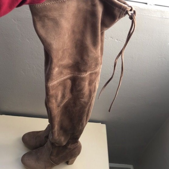 Over the knee tan boots - Picture 1 of 3